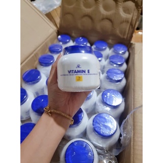 Kem dưỡng Vitamin E Thái Lan 200g