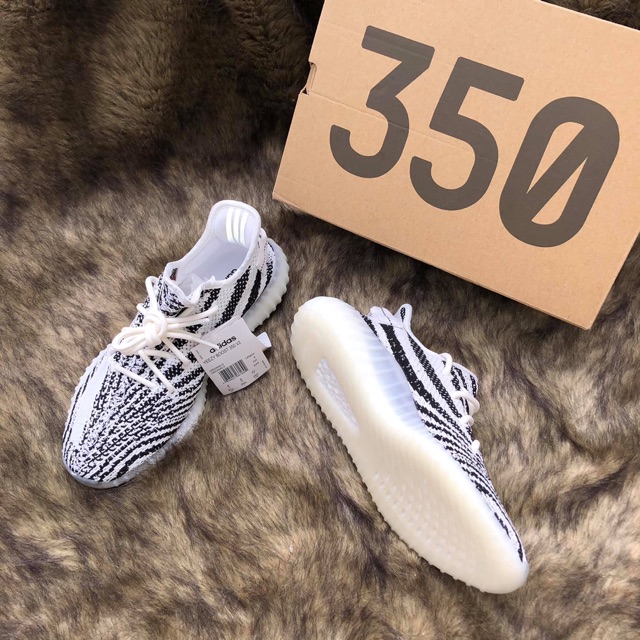 Yeezy Boost 350 (Zebra)