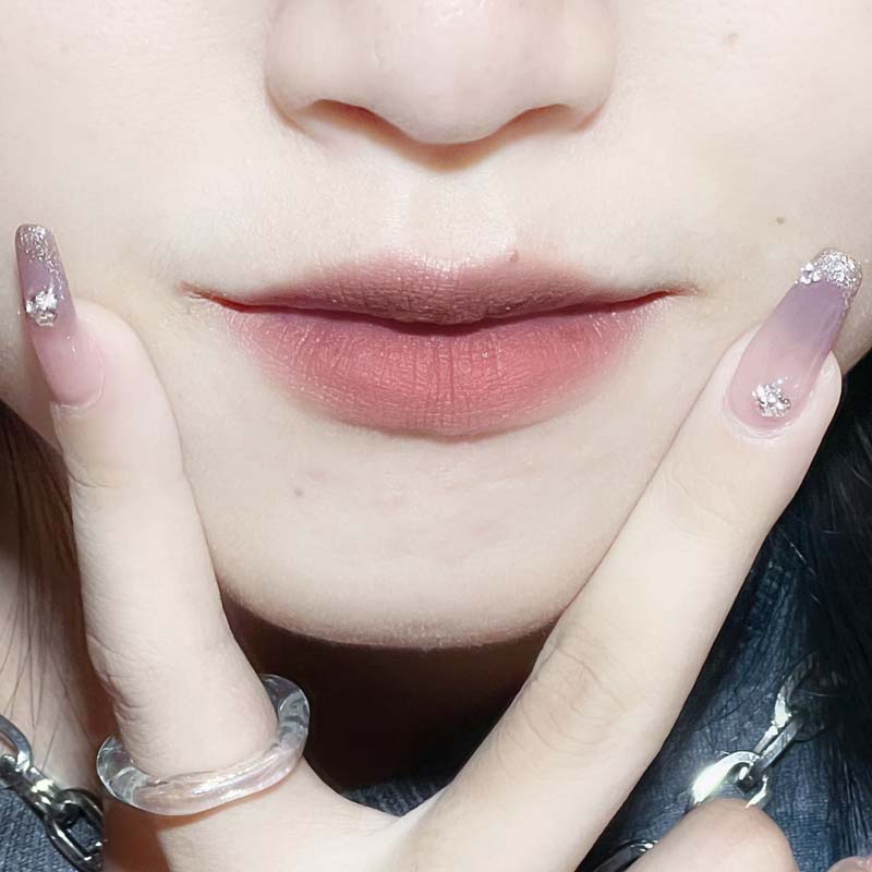 Son Môi 8 Màu Tùy Chọn Chống Nước Lâu Trôi Tiện Dụng