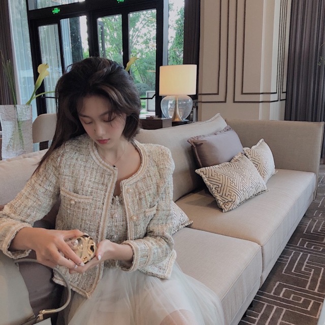 • Áo Khoác Dạ Tweed •