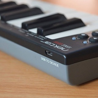 Nektar SE25 Mini MIDI Keyboard Controller
