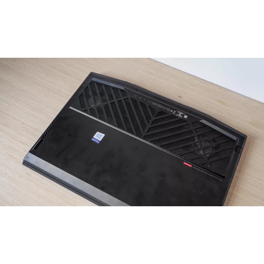 HP OMEN 15 Gaming Laptop Intel Core i5 12GB RAM 128GB SSD 1TB HDD GTX 1650 Shadow Black