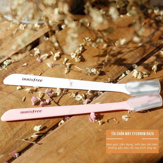 Dao Cạo Tỉa Chân Mày Innisfree Eyebrow Razor