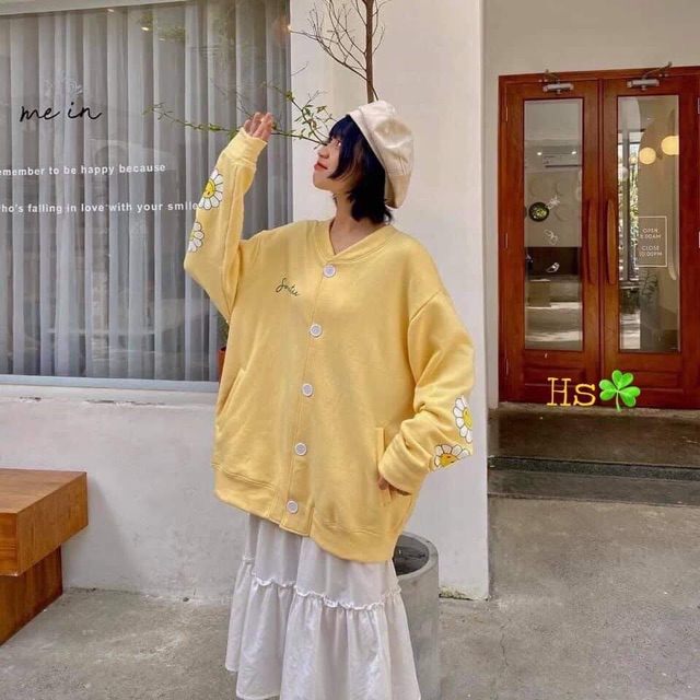 Áo khoác nỉ cadigan hoa cúc tay và lưng