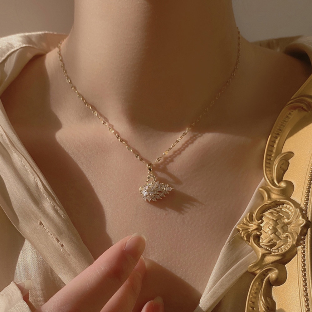 Dây chuyền mặt hình thiên nga đính kim cương đơn giản phong cách Hàn Quốc cho nữ