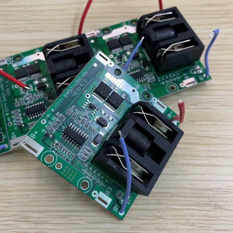 Mạch sạc xả và bảo vệ pin 5 cell - 2 khe chân tiếp xúc (Loại pin cho máy khoan, bắt vít Trung Quốc) - Mua nhiều giảm giá