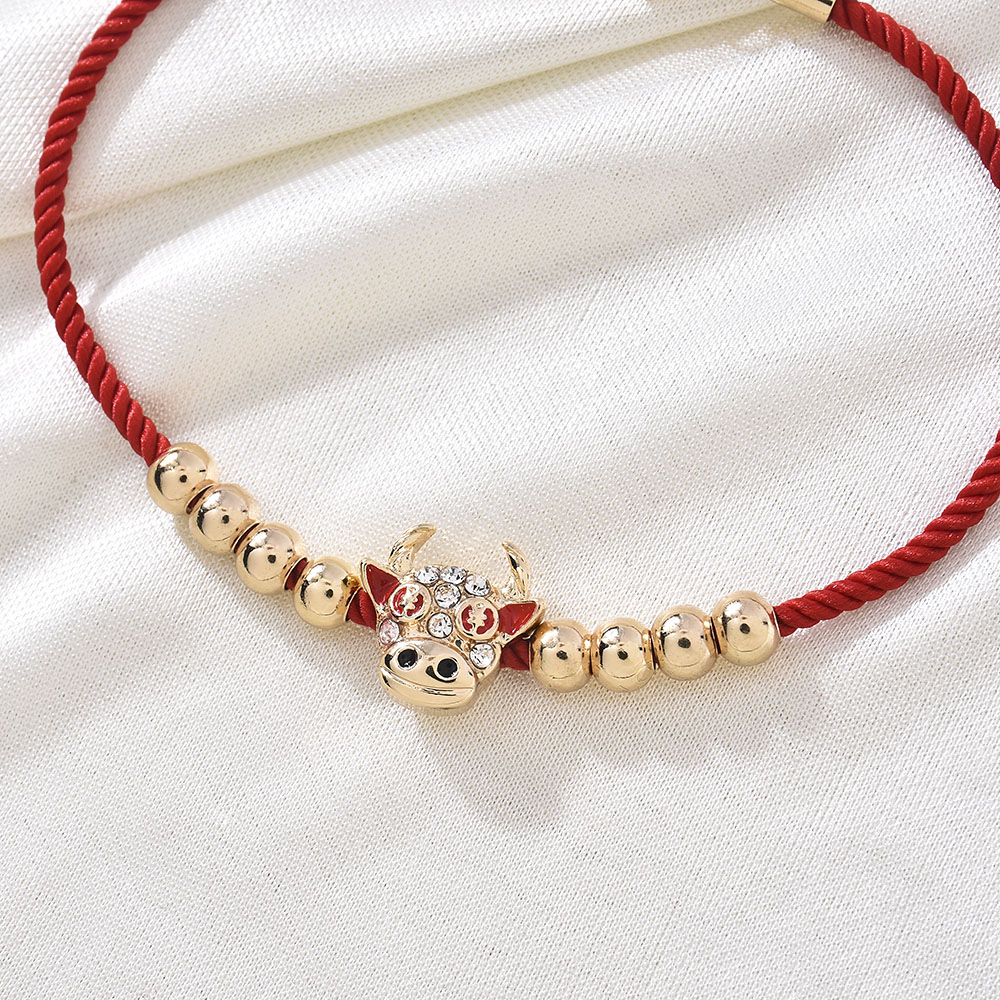 Vòng Tay Bện Dây Đỏ May Mắn Unisex 2021