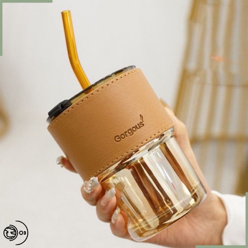 [QUÀ TẶNG MÓC DÁN TƯỜNG] Cốc Thủy Tinh Bọc Da Hổ Phách Dung Tích 450ML Cao Cấp Có Nắp Kèm Ống Hút Chịu Nhiệt