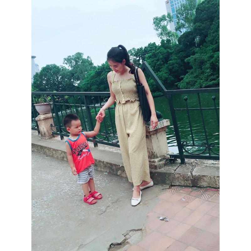 Pass bộ áo và quần xinh