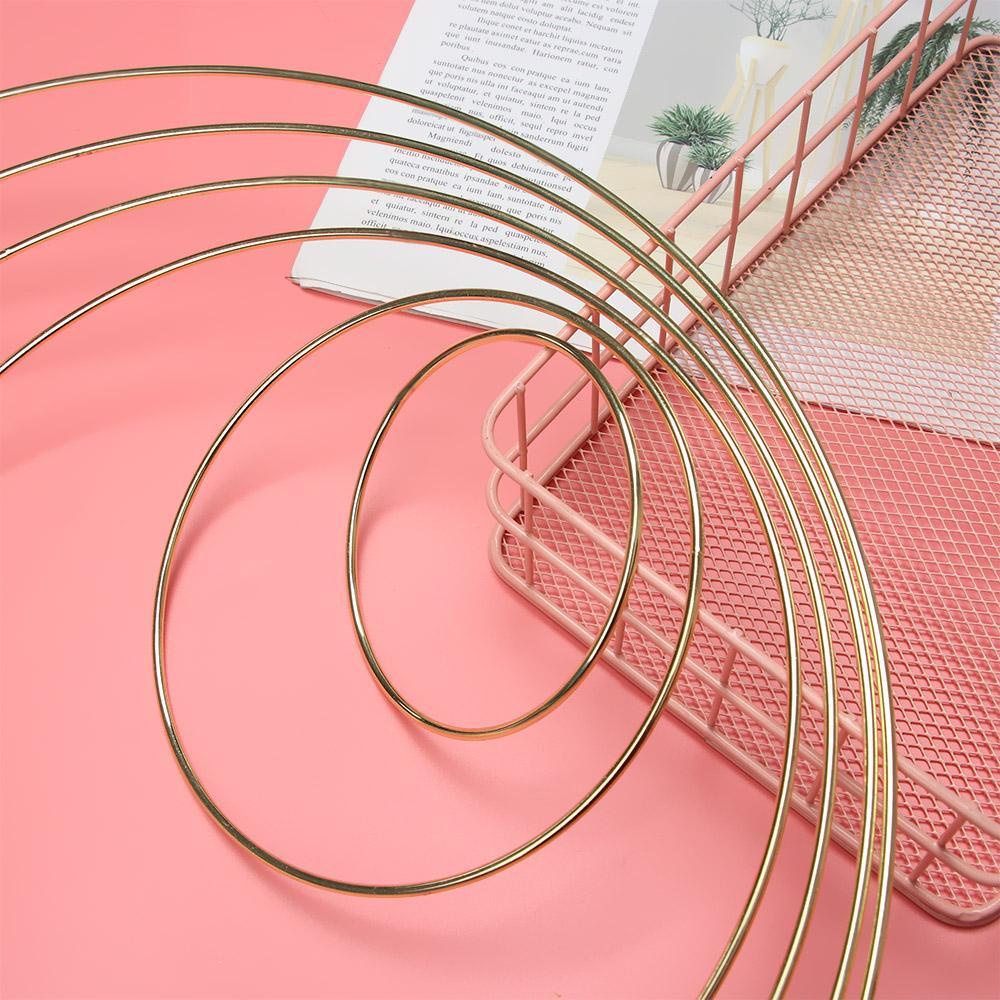 Vòng Hoa Bằng Kim Loại Trang Trí Đám Cưới / Chụp Ảnh