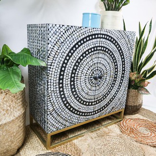 Tủ Trang Trí Khảm Trai Màu Đen