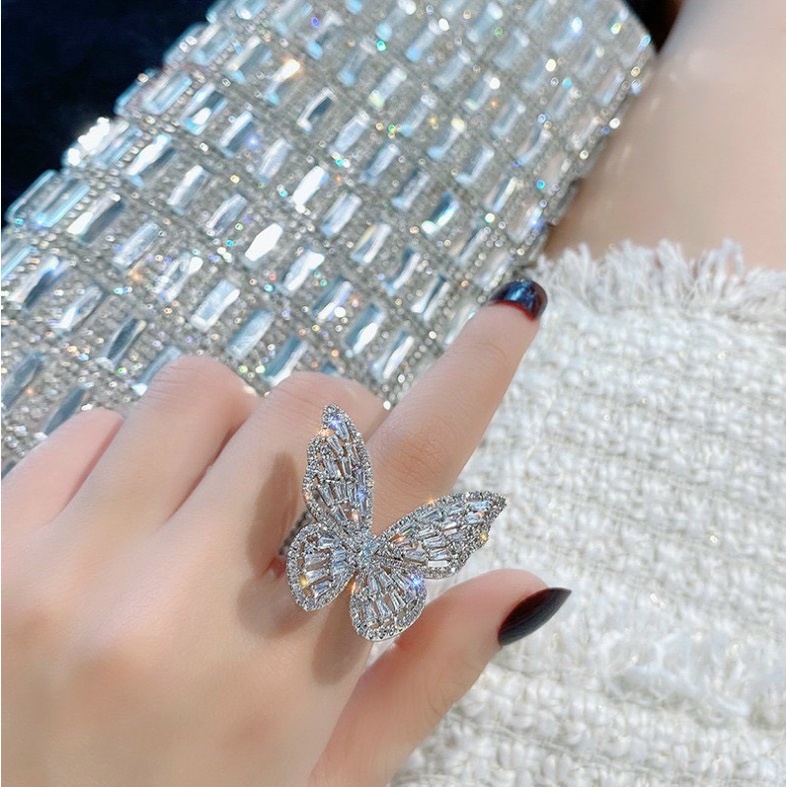 Nhẫn thời trang nữ đính cườm KLI444