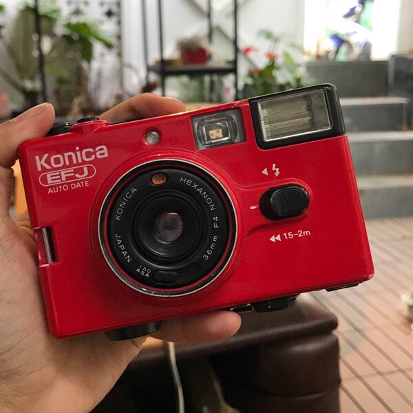 Máy phim loại PnS của Konica
