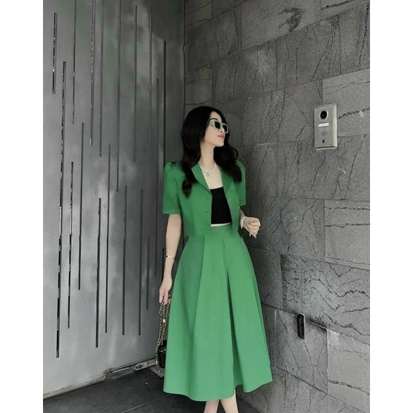 Set tiểu thư áo vest ngắn vải tuyết mưa, chân váy maxi xòe dài thanh lịch( không kèm áo trong)
