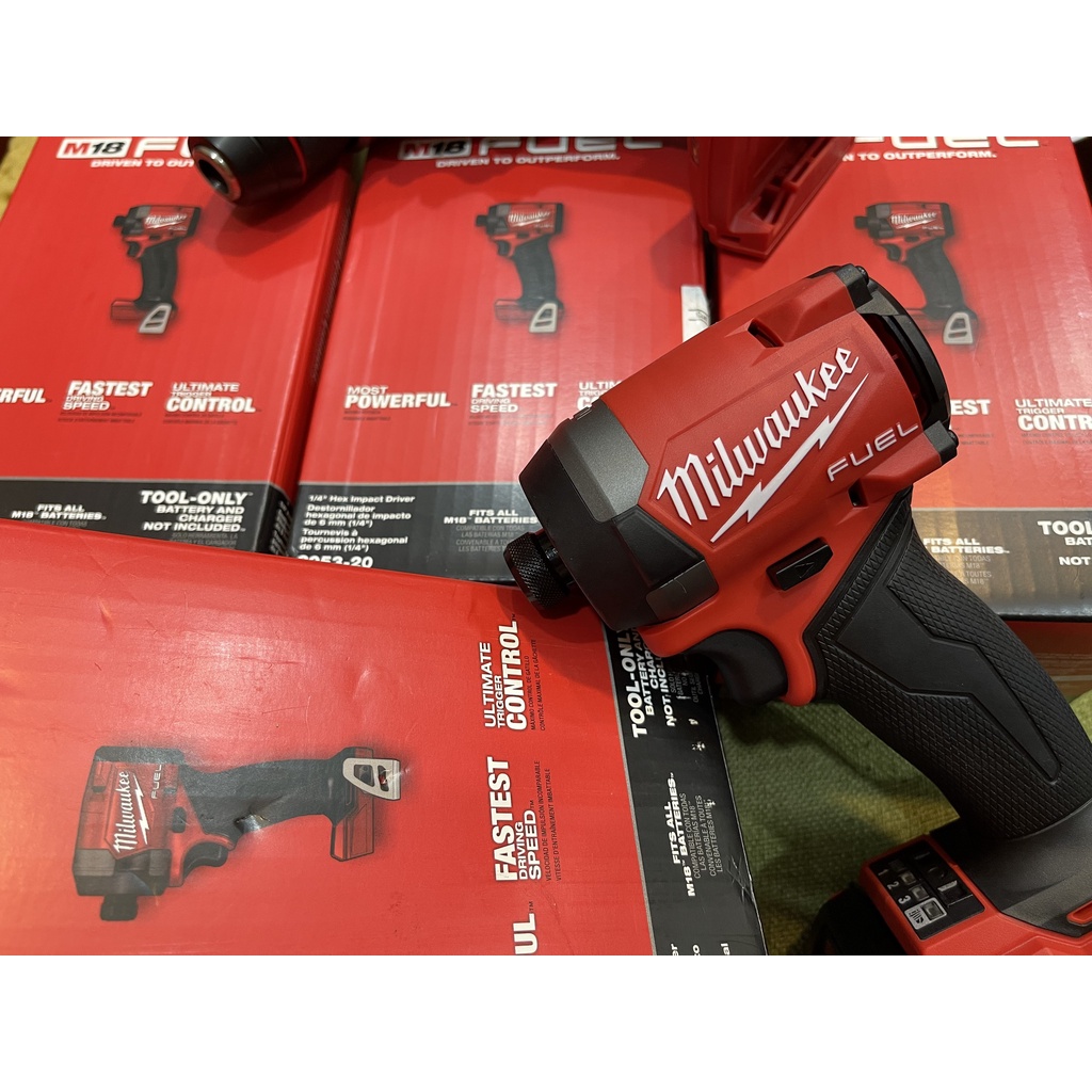 Máy vặn vít Milwaukee 2953