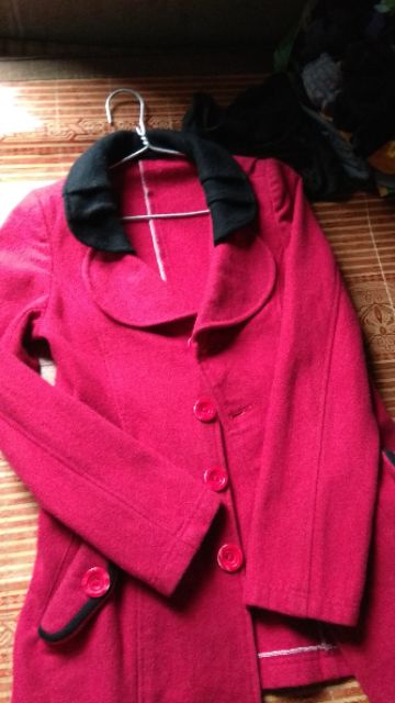 Thanh lý áo dạ màu đỏ