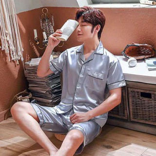 Bộ Đồ Ngủ Pijama Ngắn Tay Vải Lụa Mát Lạnh Cho Nam Và Nữ