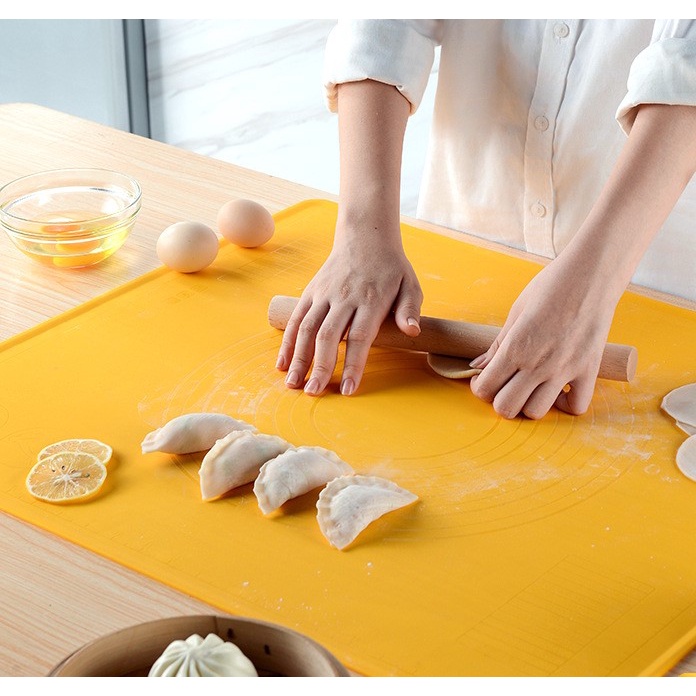 Thảm nhào bột chống dính làm bánh Silicone 3 món màu vàng
