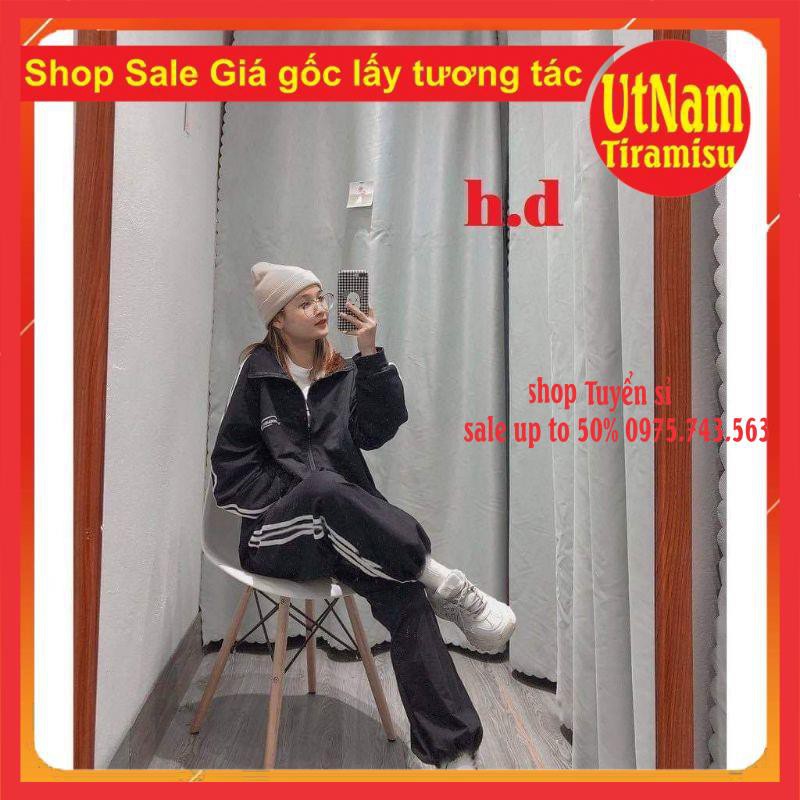 [SALE GIÁ GỐC] Sét áo 3 rot logo hai sọc + quần 3 sọc Kiểu dáng Unisexfreesize 40-50kg mặc đẹpPhong cách Hàn Quốc