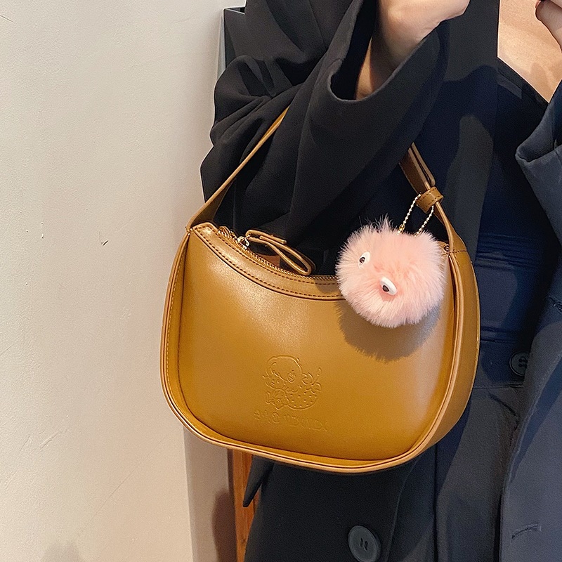 Túi IELGY đeo chéo bằng lông nhung dễ phối đồ thời trang cho bạn gái