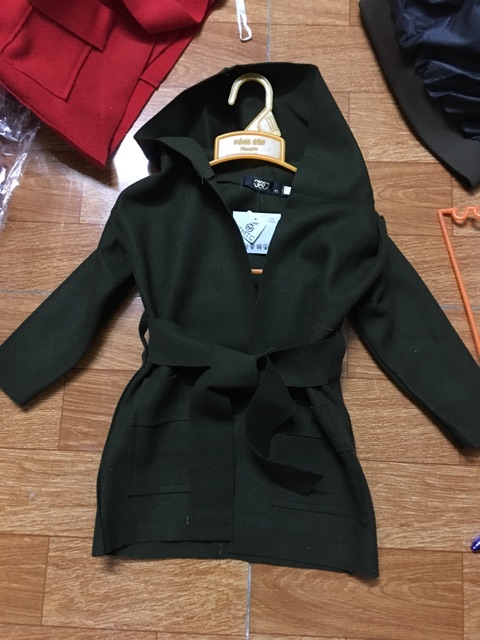 5 Áo dạ màu rêu