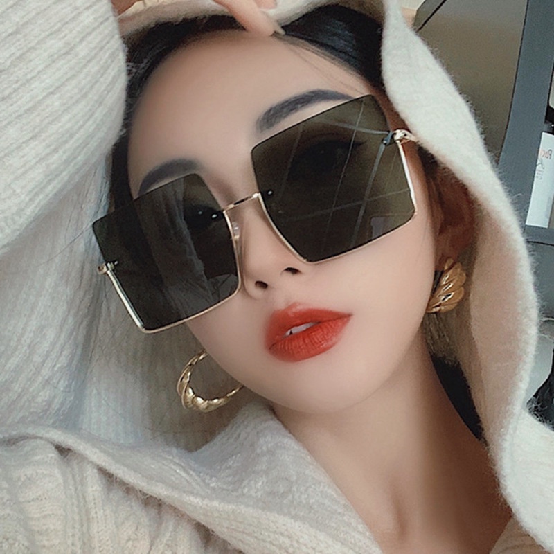Kính Mát Gọng Vuông Màu Gradient Thời Trang Cho Nữ