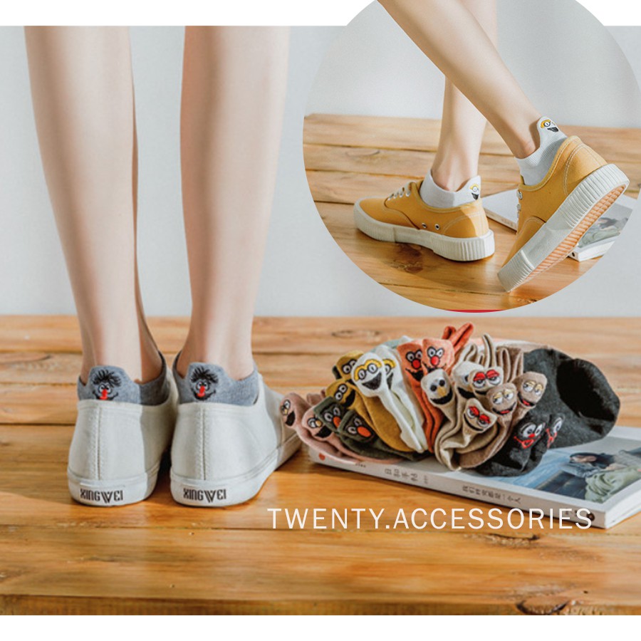 Vớ ngắn unisex thêu hoạt hình dễ thương