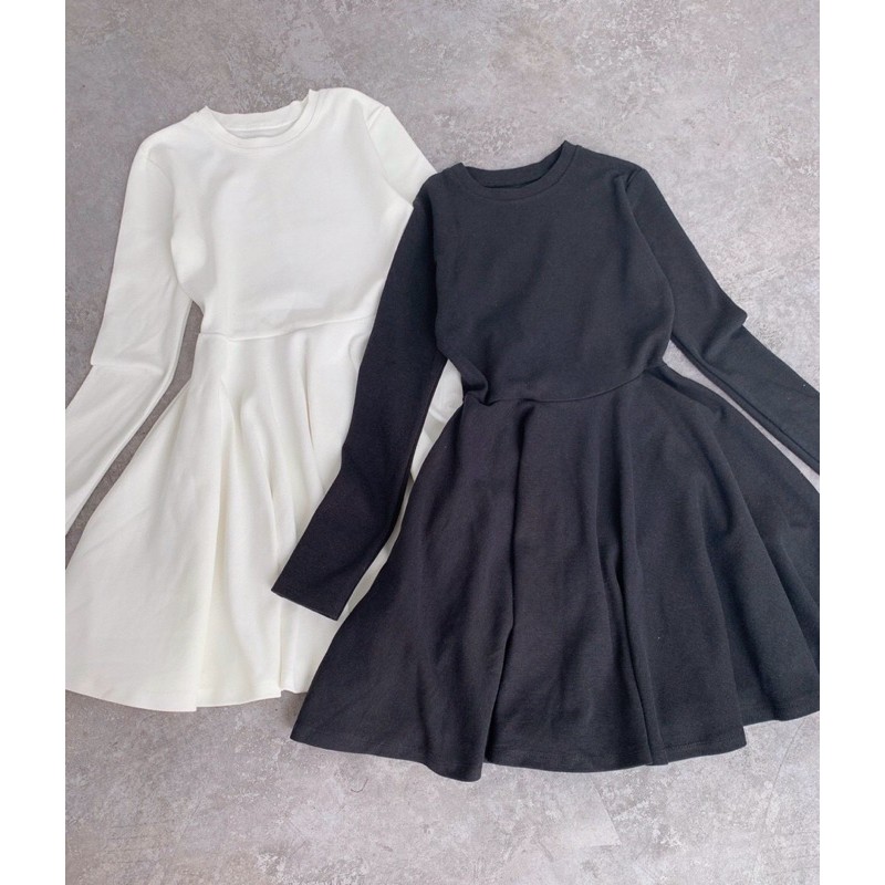 Đầm thun ôm tay dài dáng xoè đen, trắng D35 | BigBuy360 - bigbuy360.vn