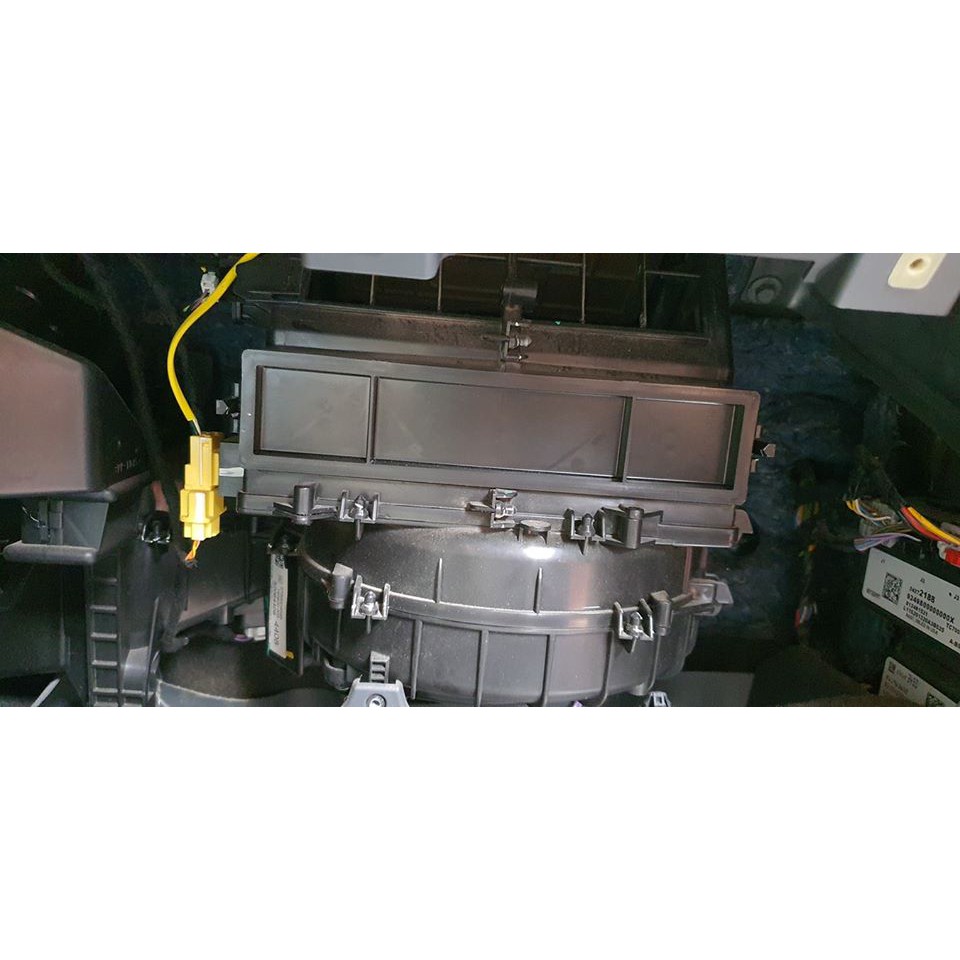 Nắp lọc điều hòa cho xe Chevrolet Colorado, Trailblazer