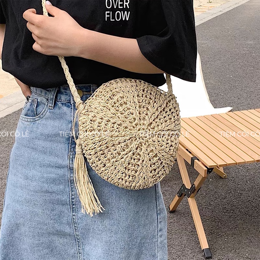 Túi cói dáng tròn đi biển đeo vai size 20cm - Tiệm Cói Cô Lê
