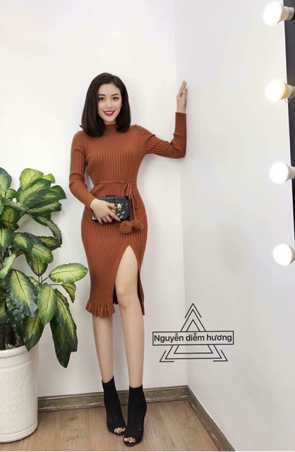 Váy len body xẻ cạnh sang trẻ