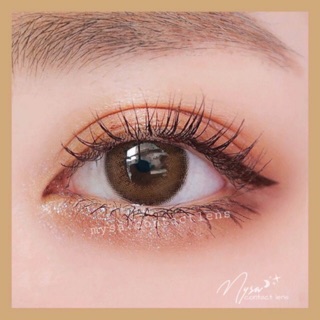 Lens nâu tự nhiên