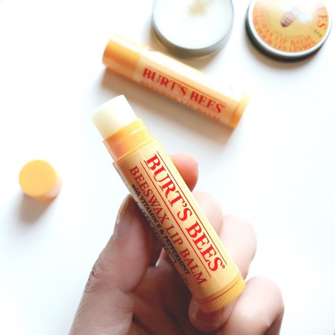Son dưỡng môi Burt's Bees Beeswax Lip Balm with Vitamin E &amp; Peppermint