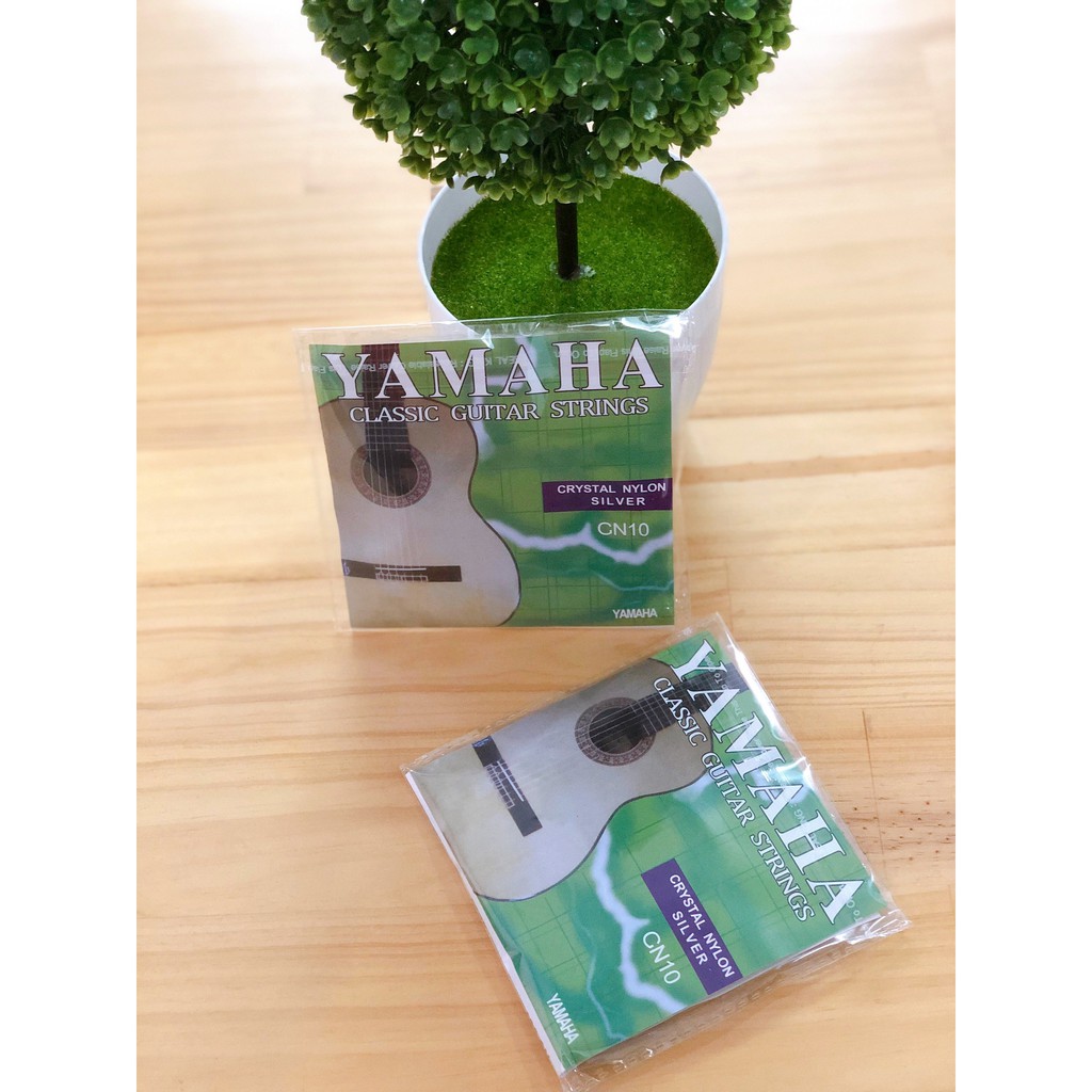 Bộ dây guitar classic Yamaha CN10