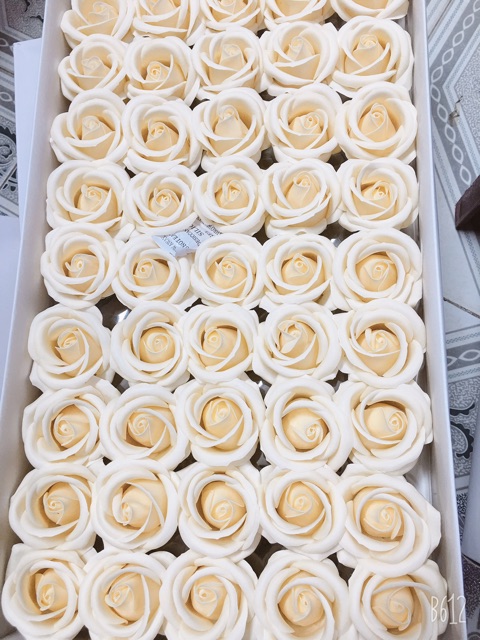 Sỉ đầu bông hoa sáp 4 lớp-sẵn số lượng cực lớn - HN