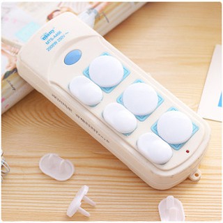 [0093] Bộ 5 nút bịt ổ điện 2 chân chống sốc điện an toàn cho bé