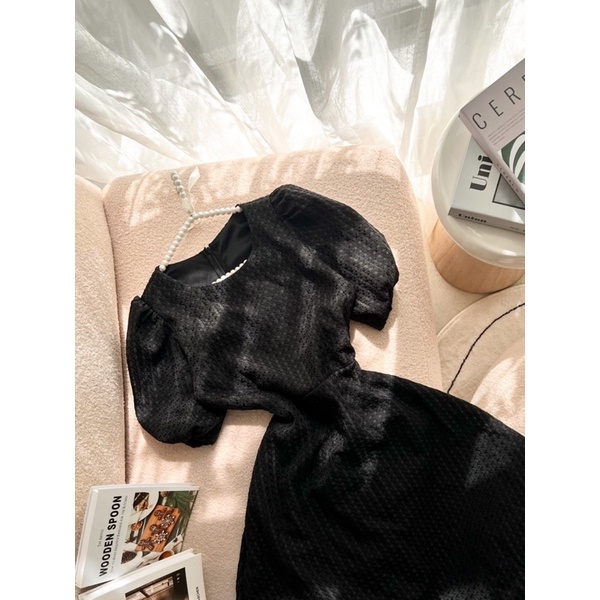 ĐẦM MIDI CỔ TRÒN TAY BỒNG