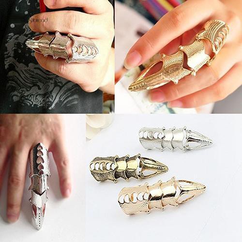 Nhẫn đeo cả ngón tay phong cách Gothic