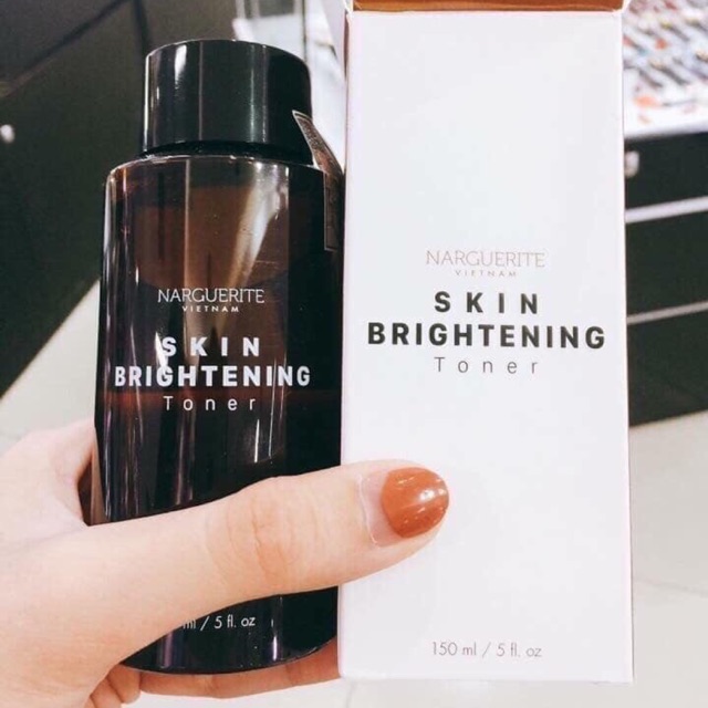 NƯỚC HOA HỒNG SKIN BRIGHTENING TONER NARGUERITE