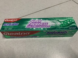 Kem đánh răng Colgate Thái Lan 160g