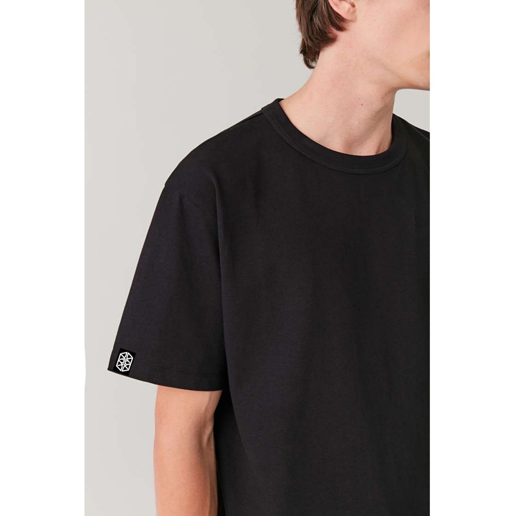 Áo thun trơn tay ngắn cao cấp BELLYBUTTON, Vải cotton xịn, không xù lông, không phai màu | BigBuy360 - bigbuy360.vn