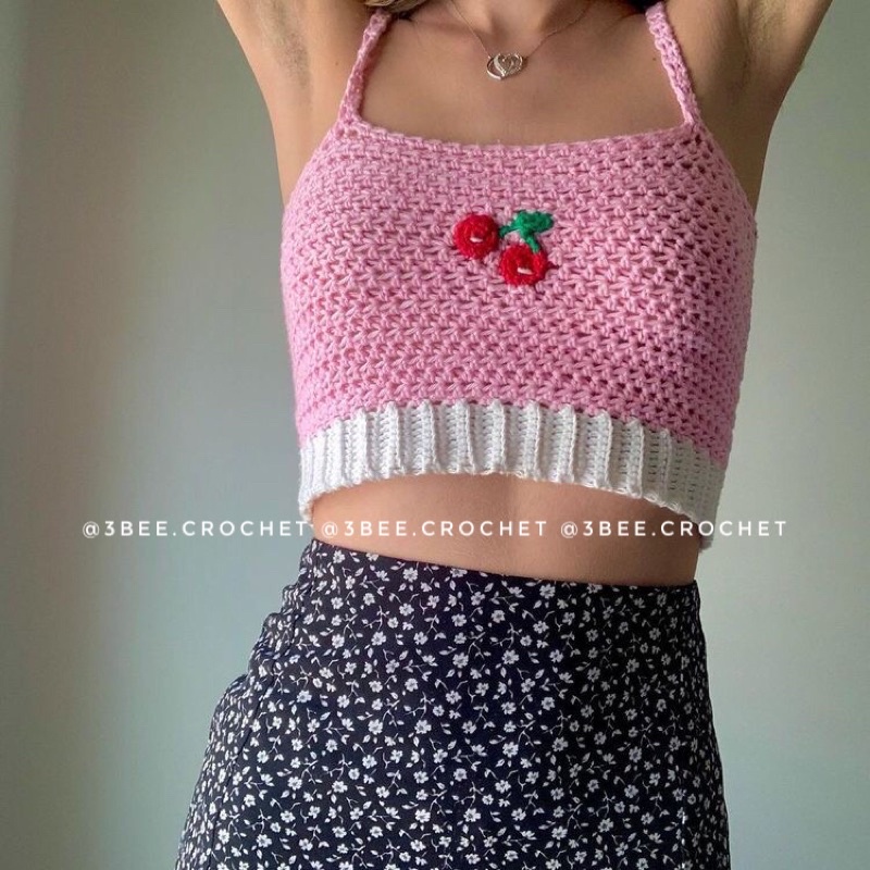 Áo dây len croptop hoạ tiết cherry top