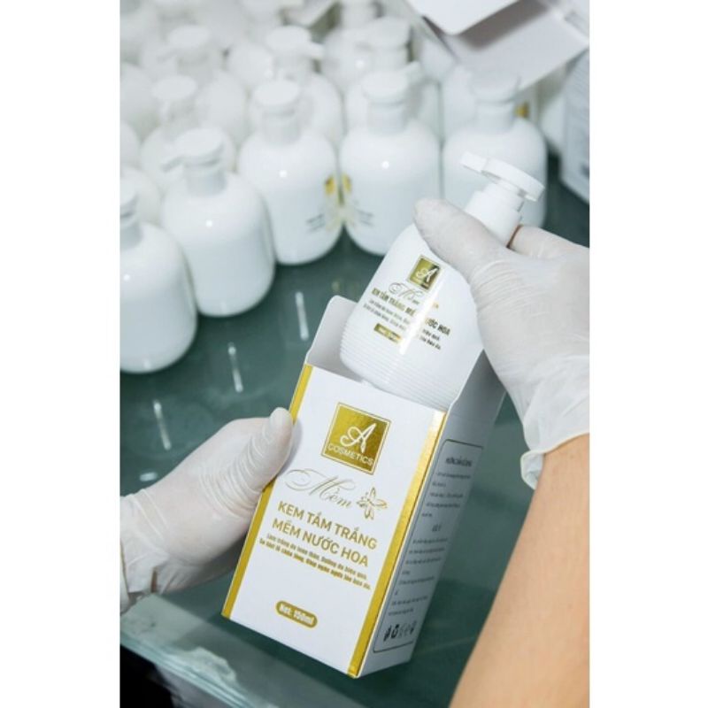 Kem Tắm Trắng Mềm Hương Nước Hoa Acosmetic Ủ Trắng Qua Đêm