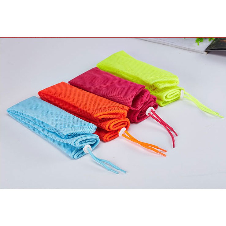 Túi Lưới Hỗ Trợ Tắm, Vệ Sinh Cho Mèo Tránh Bị Mèo Cào