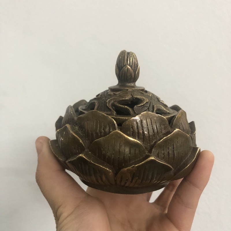 LƯ XÔNG TRẦM HOA SEN