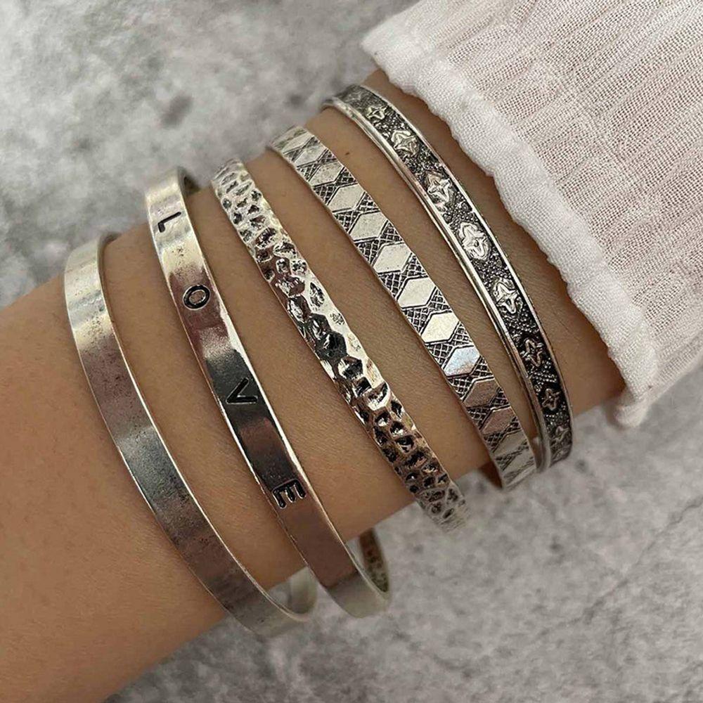 Vòng Tay Phong Cách Punk Hiphop Thời Trang Cho Nữ