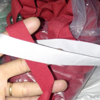 Combo chun màu trắng và đen