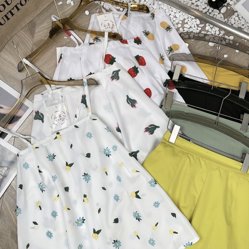 Set aos 2 dây hoa quả mix quần sooc đùi nhiều màu chất thô đũi Bộ 2s hở vai