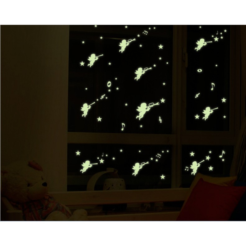 Decal trang trí tường Tiểu Thiên Thần đáng yêu - Dạ Quang