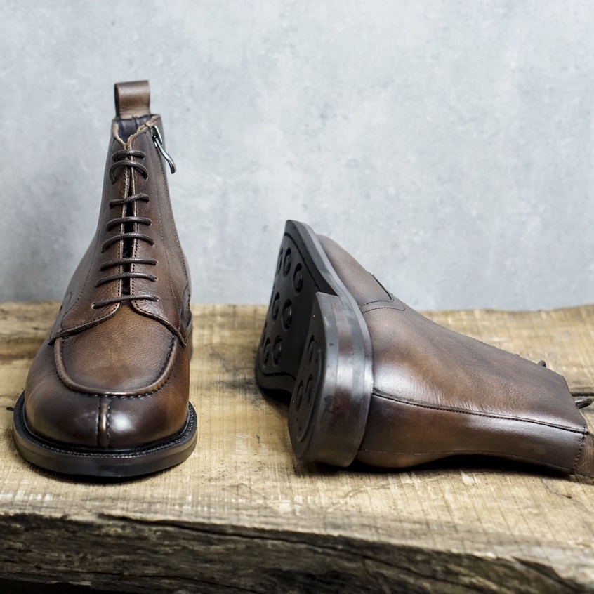 Giày boot cổ lửng zip kéo hông da bê sang trọng nam tính màu nâu ZANE